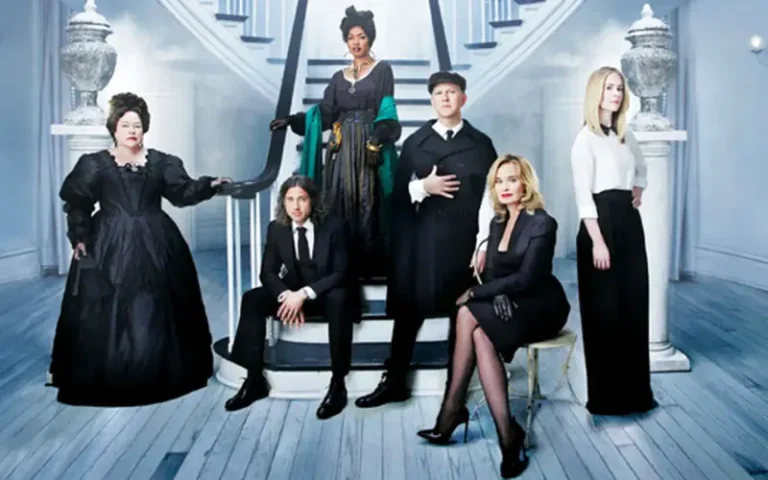 Actores principales de American Horror Story Coven en sus papeles de brujas
