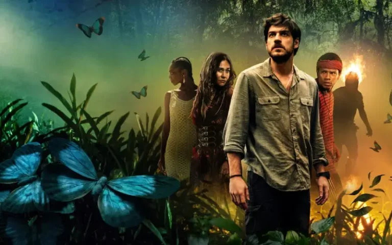 Actores principales de Ciudad Invisible posan en una selva mostrando a los personajes míticos del folclore brasileño.