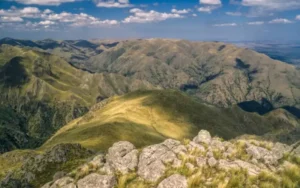 Vista espiritual del Uritorco, sitio asociado a ERKS y la conciencia ancestral
